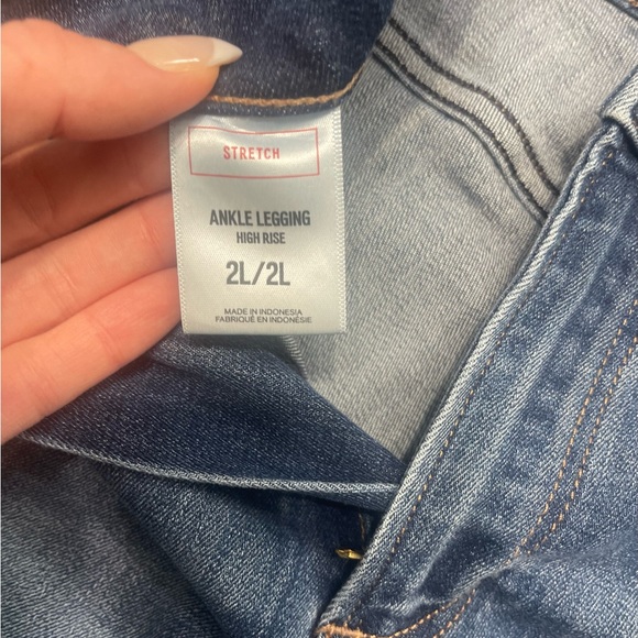 Express ankle legging high rise 2 long. Gently used excellent condition - Picture 6 of 6